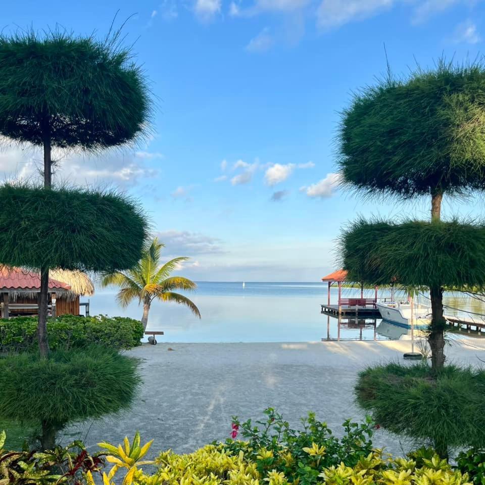 בליז סיטי St. George'S Caye Resort מראה חיצוני תמונה