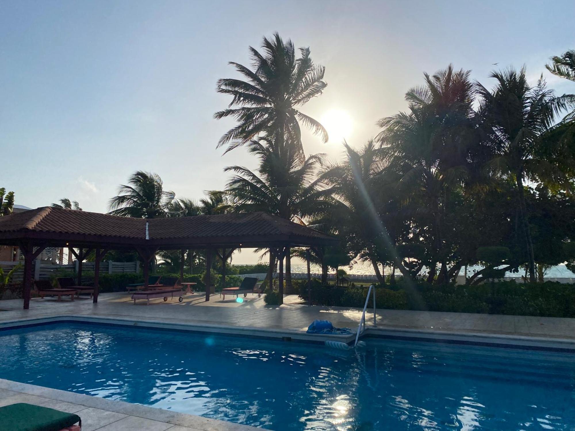בליז סיטי St. George'S Caye Resort מראה חיצוני תמונה