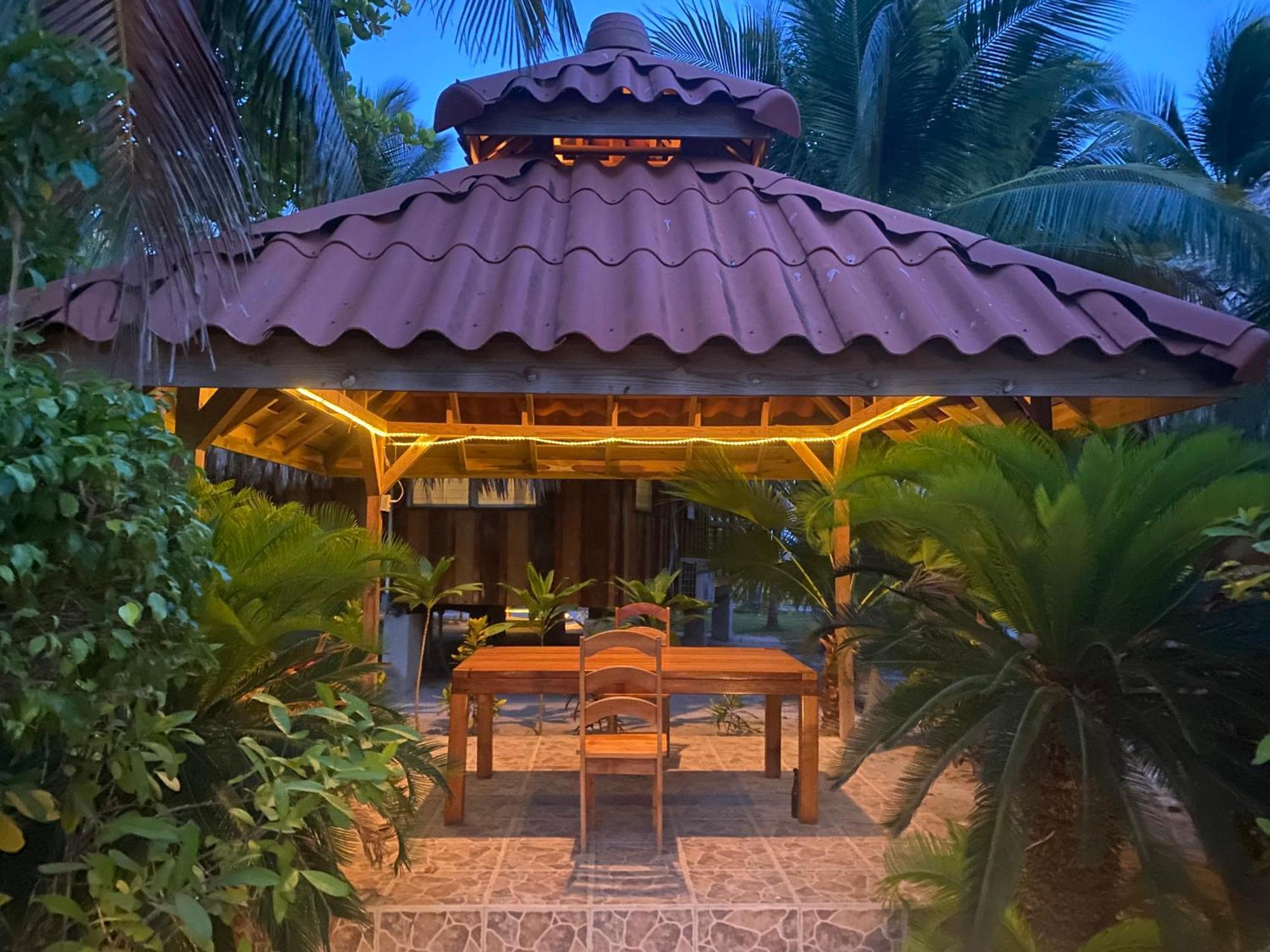 בליז סיטי St. George'S Caye Resort מראה חיצוני תמונה